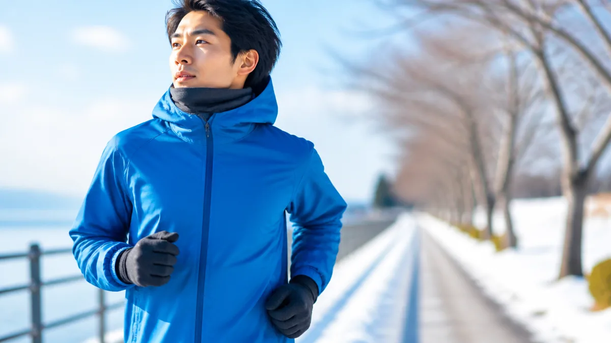 冬のランニングの格好は「体感＋10℃」で決まる｜まず押さえる3原則の解説画像